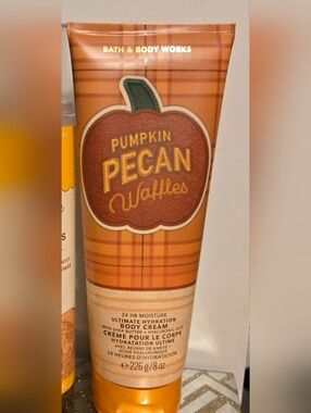 Bath & Body Works Pumpkin Pecan Waffles Body Cream - Brand New